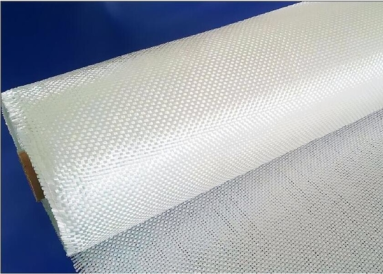 Xây dựng công trình đất PET Polyetylen dệt vải địa kỹ thuật Độ giãn dài thấp Độ bền kéo cao 50/50 KN / M